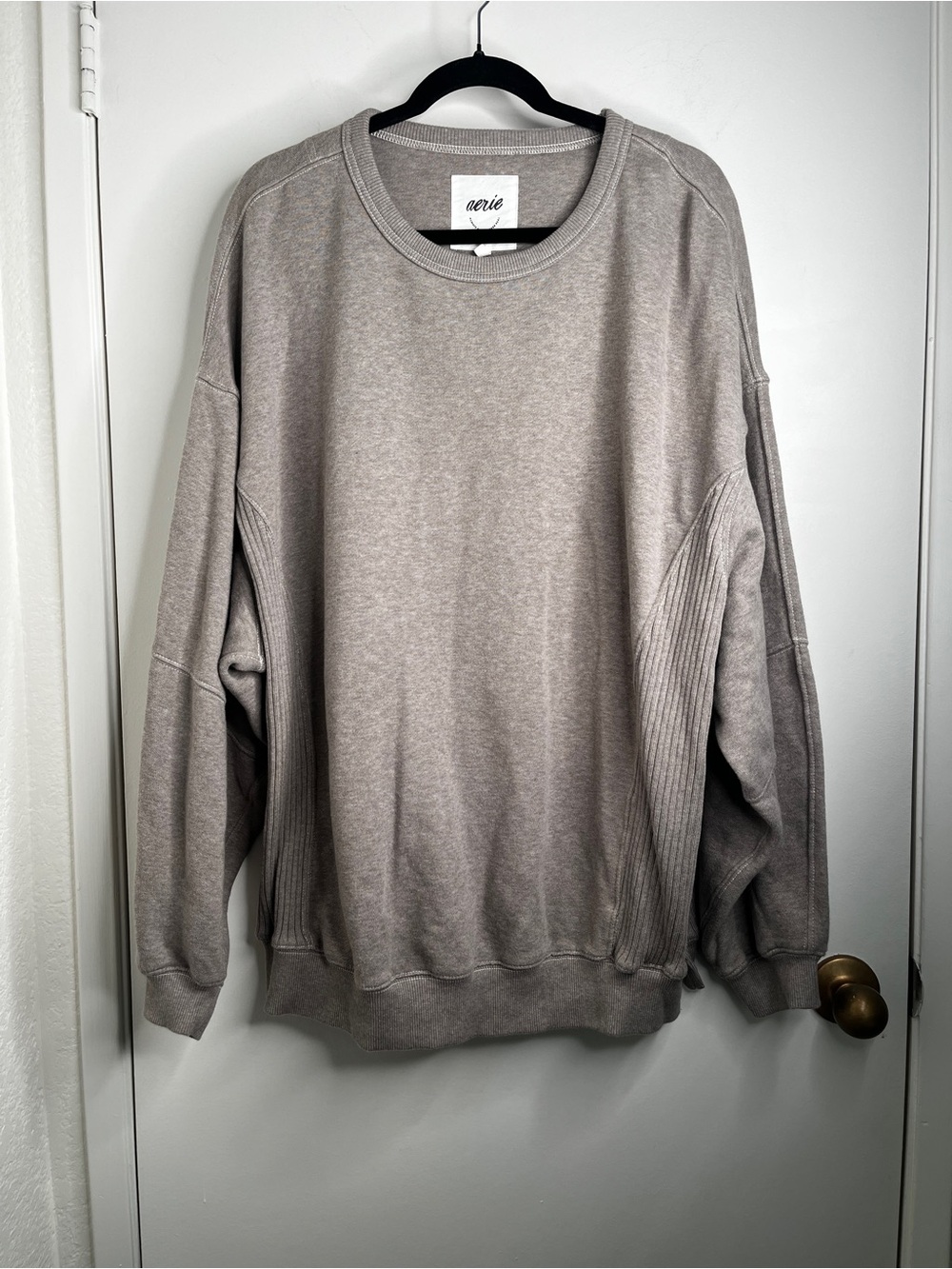 Aerie Tres chic Taupe Crewneck Sweatshirt Large Loose fit Cozy Minimalist Fall